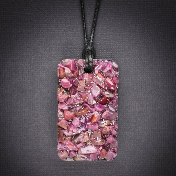 Ruby Orgonite Pendant - Picture 1 of 2